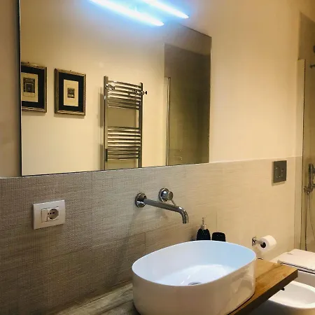 Opera Luxury Rosmini *