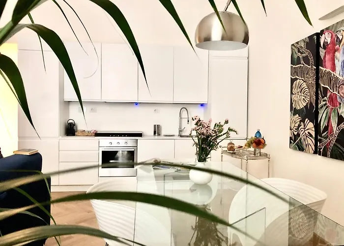 Opera Luxury Rosmini アパート ローマ