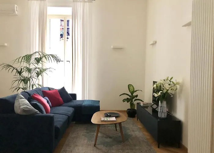 Opera Luxury Rosmini アパート *