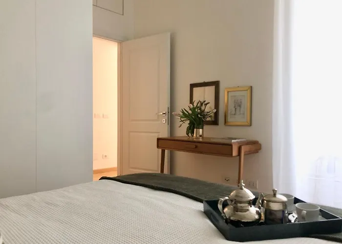 Opera Luxury Rosmini شقة *